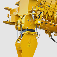 MAEDA Crawler Crane automatic hook stowage system