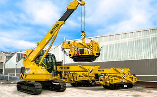 MAEDA Crawler Crane material lifting